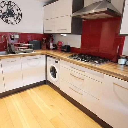 Spacious 2 Bed, 2 Bath Apartment -The Shore, Leith Edimburgo Esterno foto